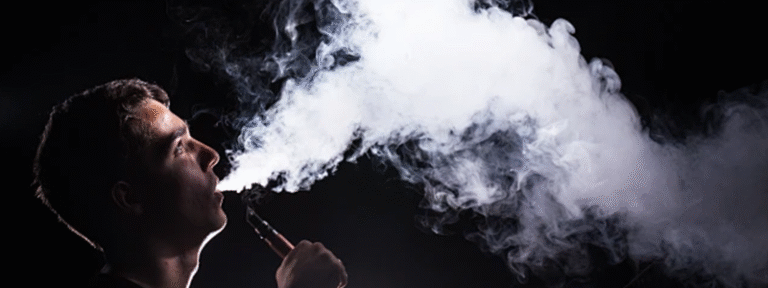 電子煙煙油到底由什麼組成?四大核心成分全解析